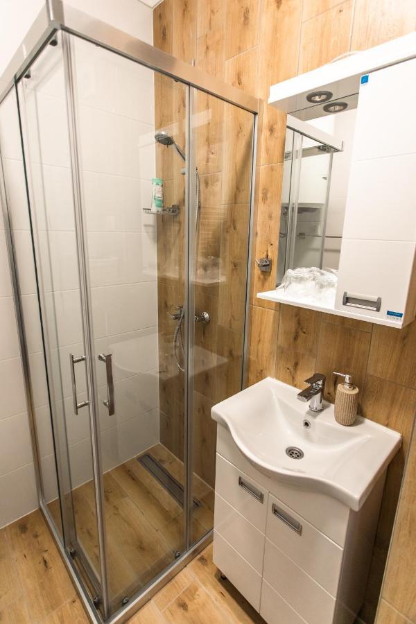 סובוטיקה Room Jacuzzi “Athena” מראה חיצוני תמונה